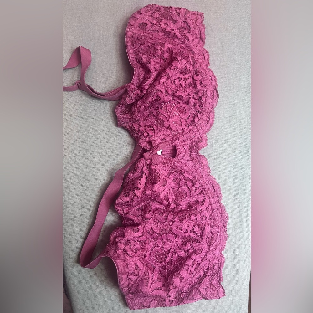 Victoria's Secret Lace Bra in Deep Pink
